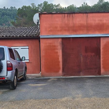 Gite Les Esparrus Villecroze Bagian luar foto