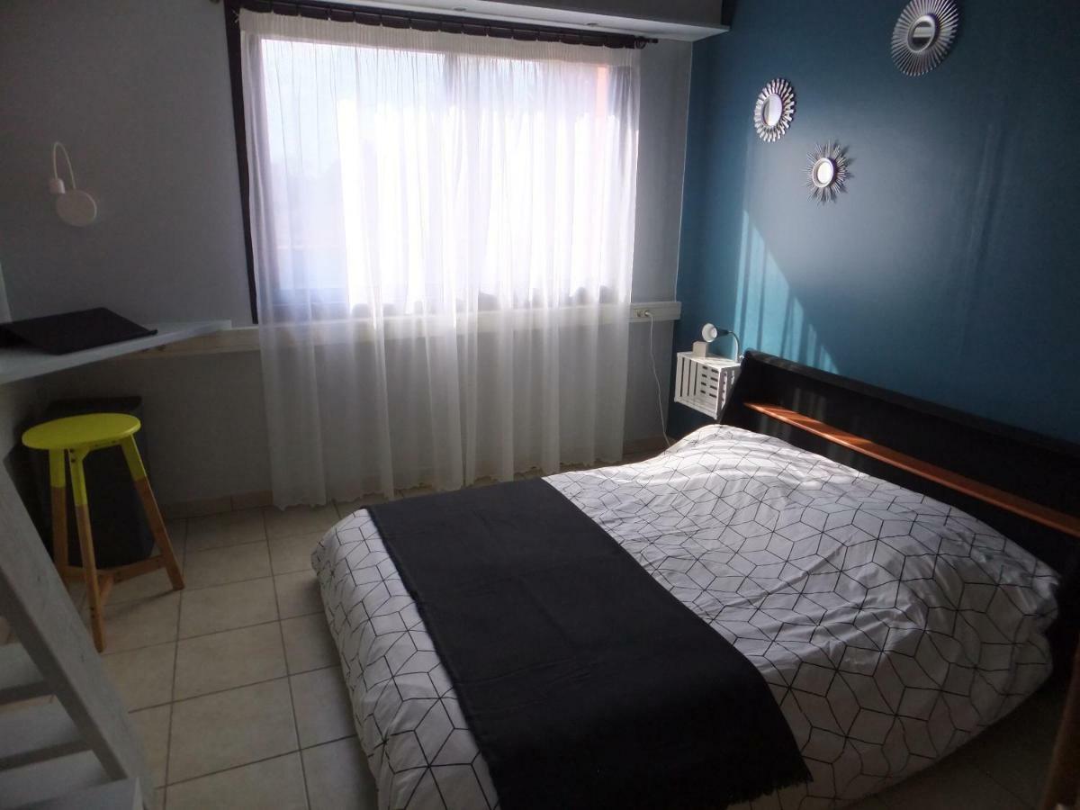 Gite Les Esparrus Villecroze Bagian luar foto