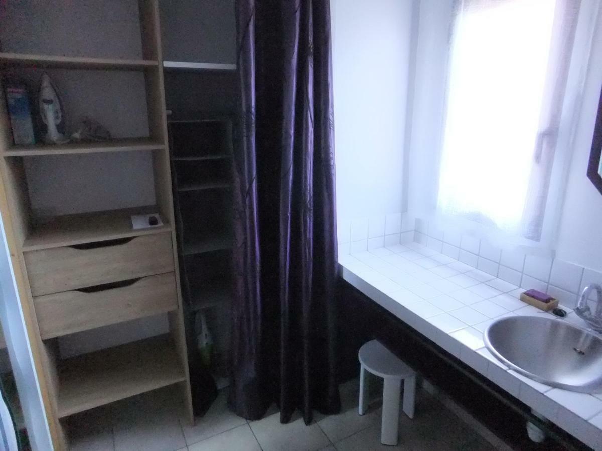 Gite Les Esparrus Villecroze Bagian luar foto
