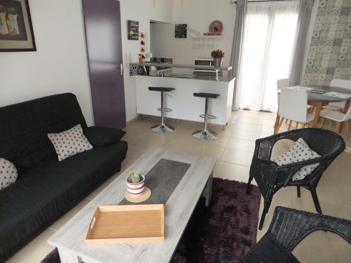Gite Les Esparrus Villecroze Bagian luar foto